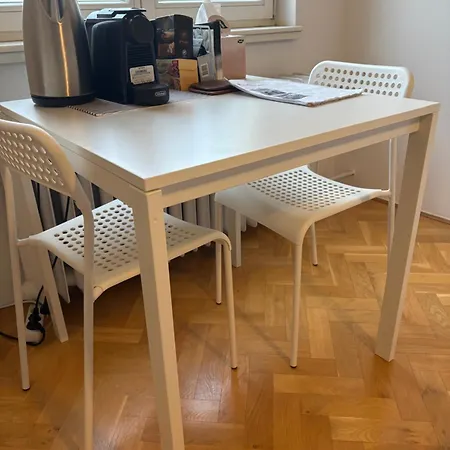 A Beautiful Cozy In * Praga